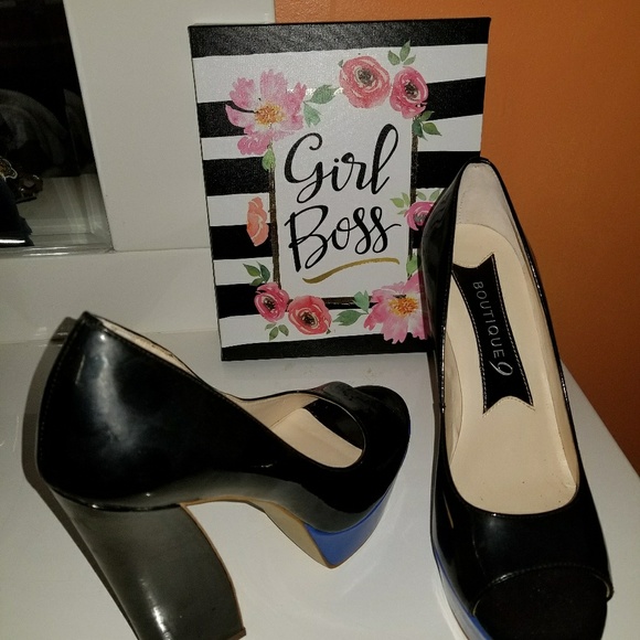 Heels - Picture 3 of 4